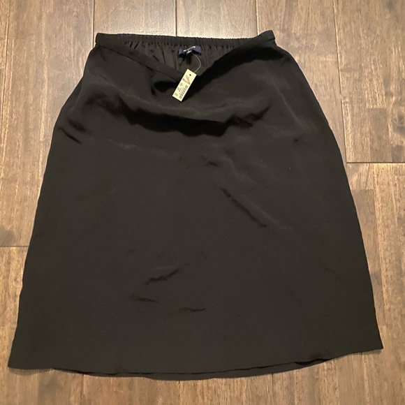Madewell Dresses & Skirts - NWT Madewell black skirt size small